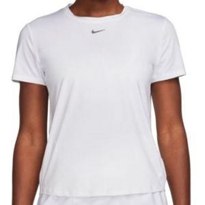 Remera M/C Blanco. One Classic Drifit Mujer Nike