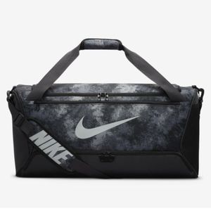 Bolso negro duffel m - 9.5 camo aop nike