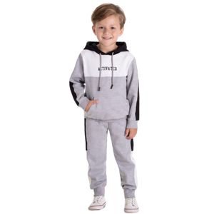 Conjunto gris combinado con capucha y rayas niño TMX