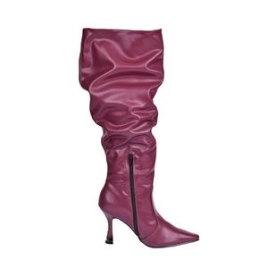 Bota Larga Punta Fina Taco Fino 10cm Bordó Mujer Tiare