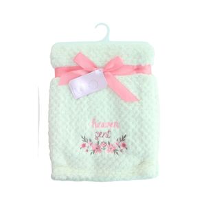 Manta Afelpada Con Bordado Flores Blanco Crema Tiny Tots Niña