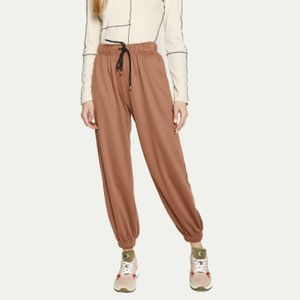 Pantalon marron moda atrevida