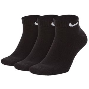 Media *3 negra nike