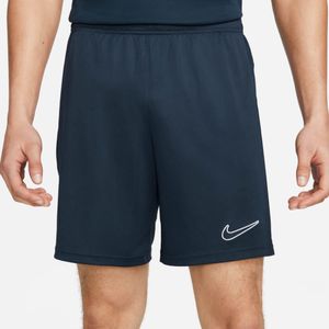 Short nike