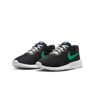 Champion Negro/Verde Tanjun  Easyon Bg Nike