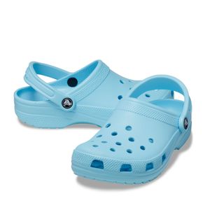 Zapatilla  celeste classic crocs