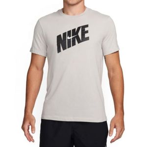 Remera  Negro Dri-Fit Novelty Logo Nike