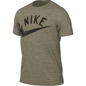 Remera verde y. df miler swoosh nike