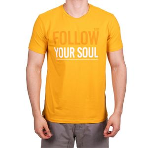 Remera Mostaza Estamp. Follow Connection